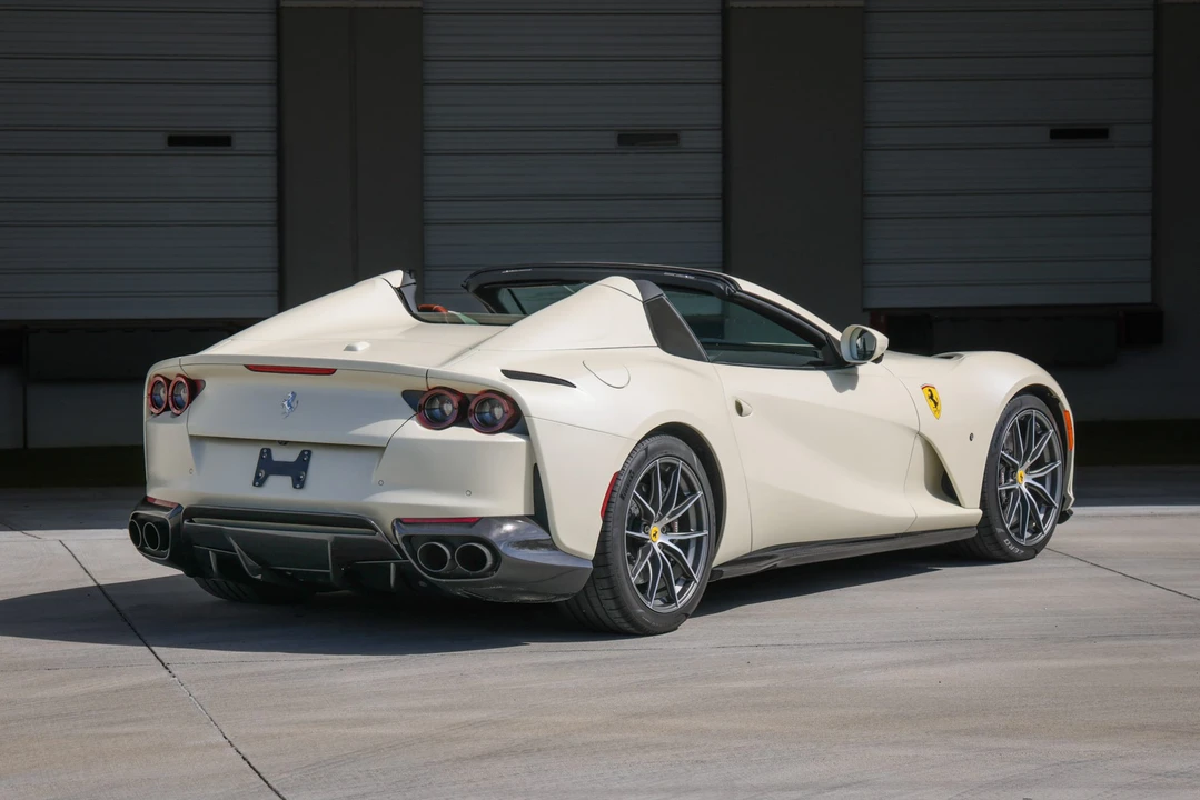 2023 Ferrari 812 GTS - Image 22 of 31