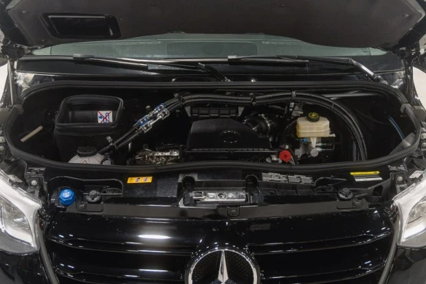 2023 Mercedes-Benz VS30 Sprinter - Image 8 of 9