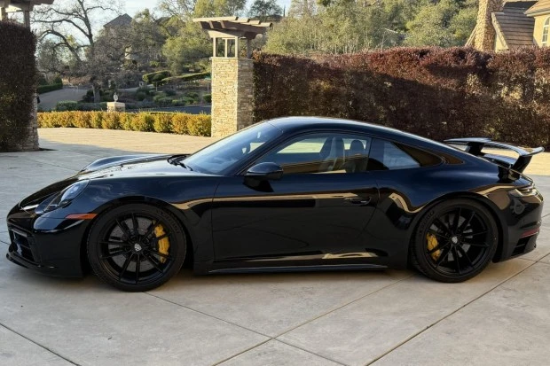 2023 Porsche 992 Carrera - Image 3 of 7