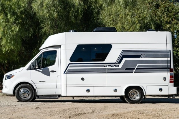 2024 Mercedes-Benz VS30 Sprinter - Image 3 of 9