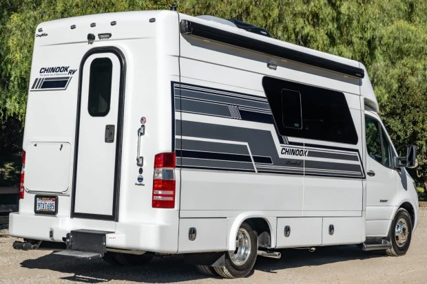 2024 Mercedes-Benz VS30 Sprinter - Image 2 of 9