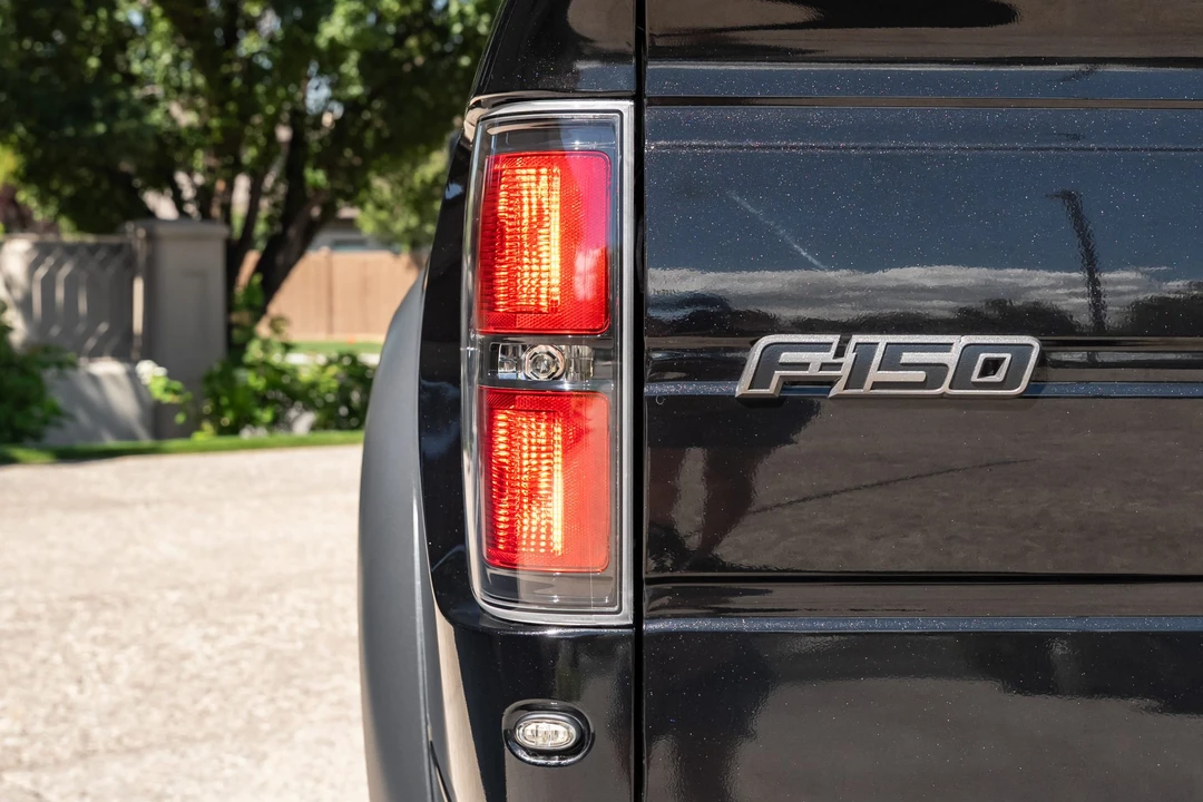 2014 Ford F-150 Raptor 12th Gen - Image 16 of 31