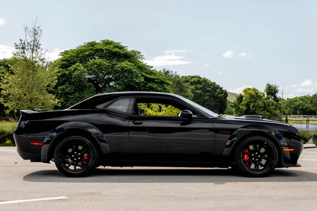 2023 Dodge Challenger SRT8 & 392 3rd Gen - Image 7 of 31