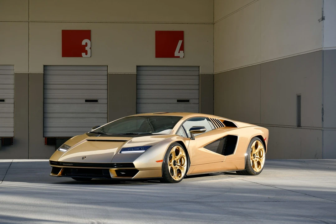 2022 Lamborghini Countach LPI 800-4 - Image 3 of 31
