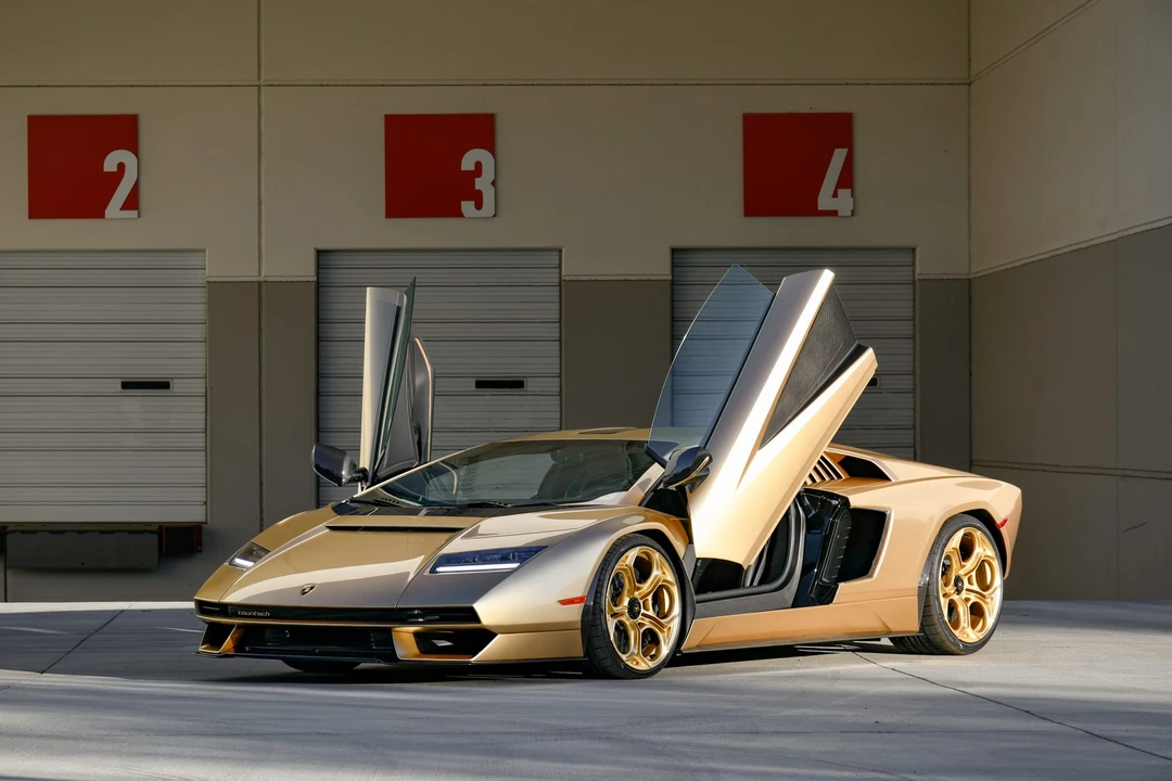2022 Lamborghini Countach LPI 800-4 - Image 12 of 31