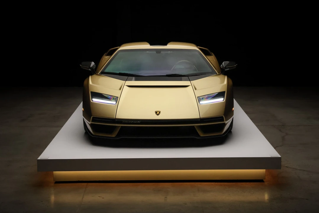 2022 Lamborghini Countach LPI 800-4 - Image 25 of 31