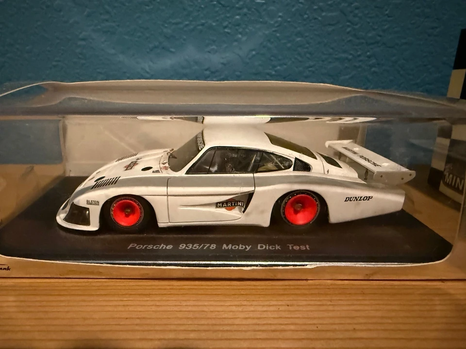 Parts & Memorabilia Scale Models - Image 4 of 9