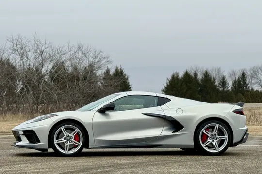 2021 Chevrolet Corvette C8 - Image 3 of 8