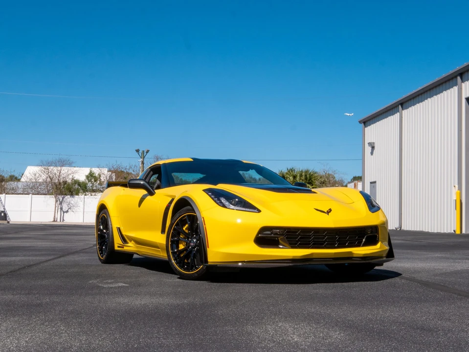 2016 Chevrolet Corvette C7 Z06 - Image 17 of 31