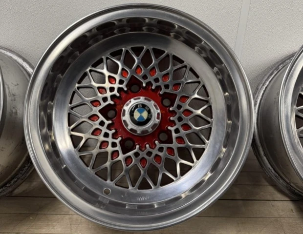 Parts & Memorabilia Other Wheels - Image 2 of 4
