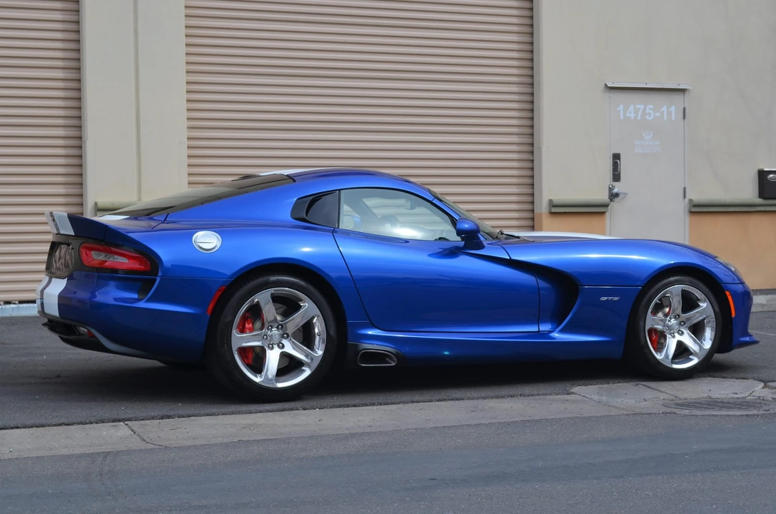 2013 Dodge Viper 5th Gen - Image 2 of 31