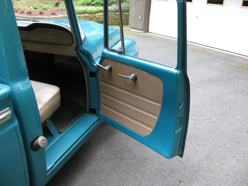 1966 International Harvester Pickup - Image 17 of 31