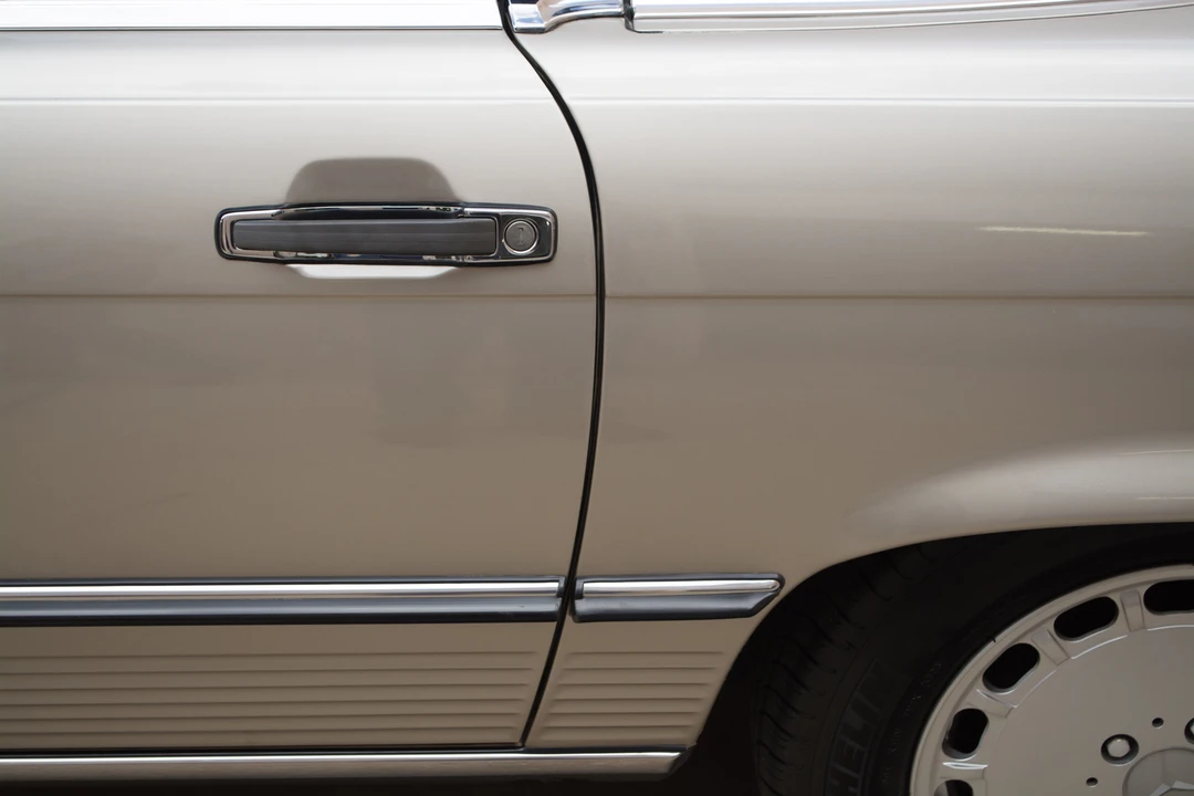 1987 Mercedes-Benz R107 SL-Class - Image 11 of 31