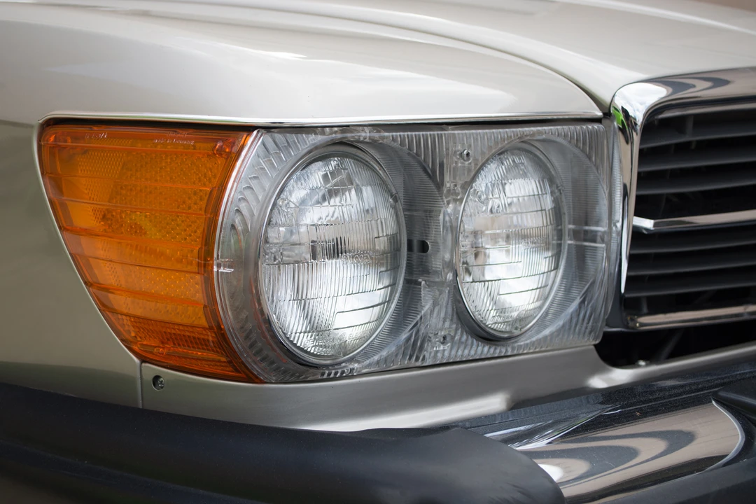 1987 Mercedes-Benz R107 SL-Class - Image 27 of 31