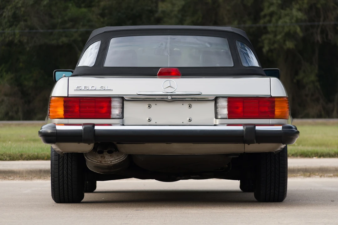 1987 Mercedes-Benz R107 SL-Class - Image 4 of 31