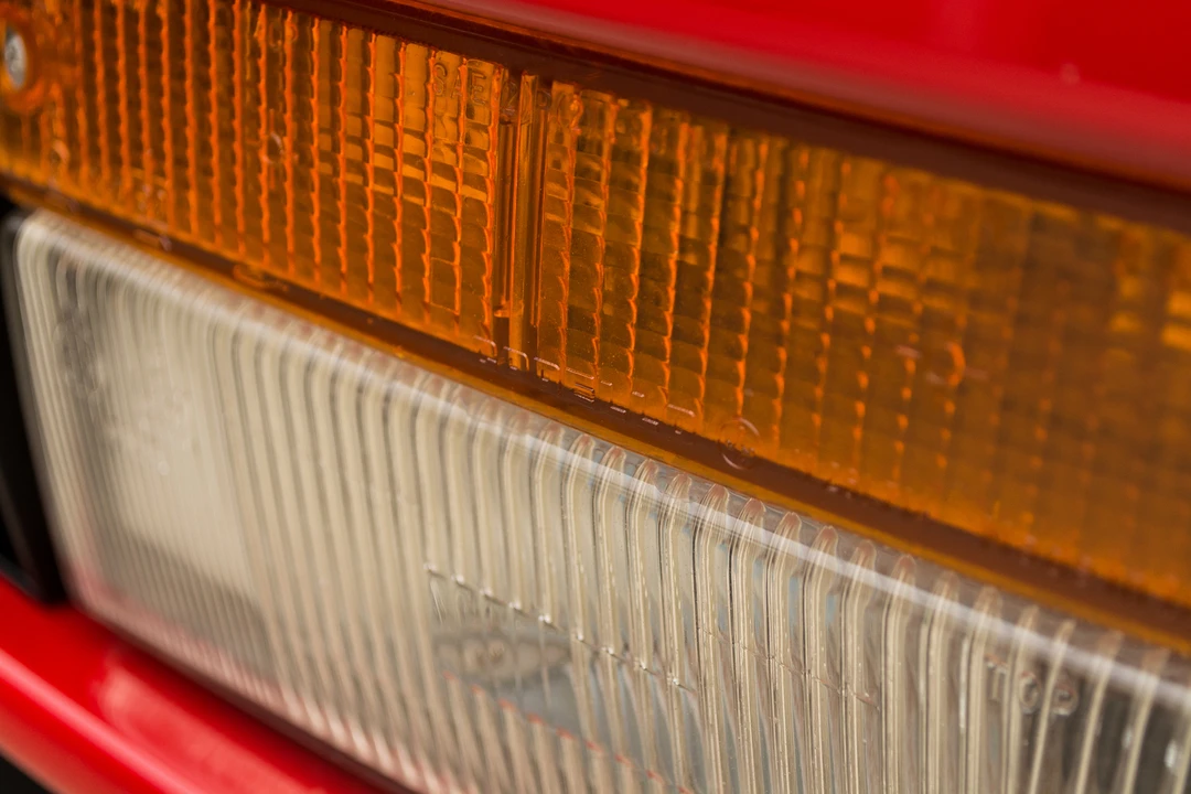 1990 Ferrari Testarossa - Image 21 of 31