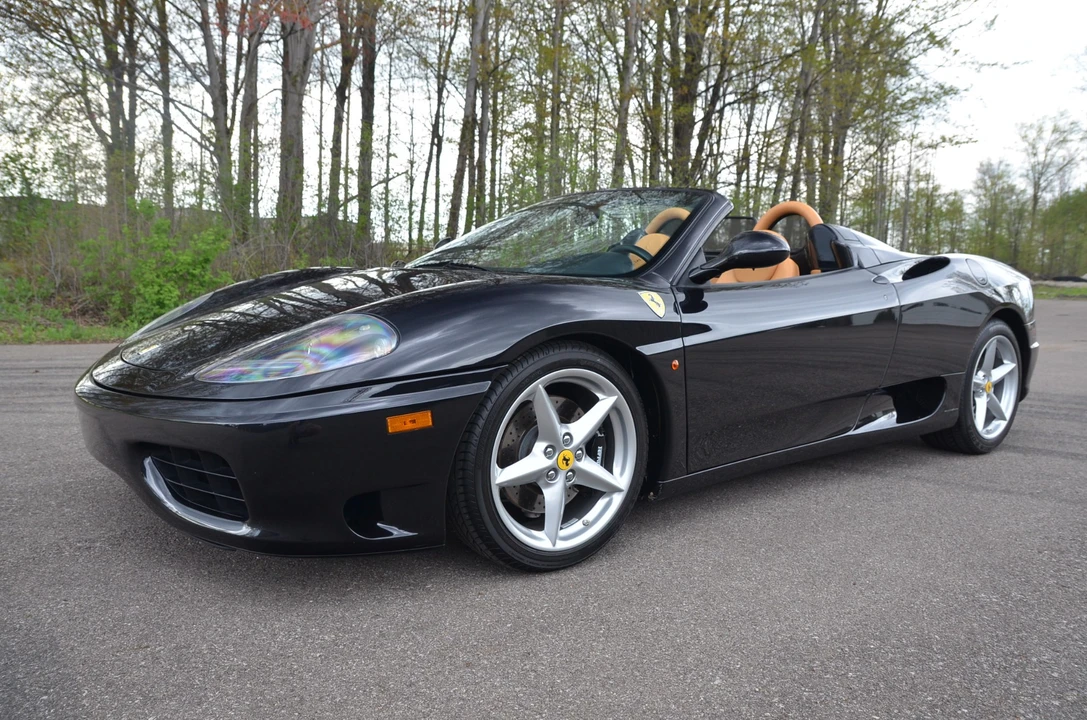2001 Ferrari 360 Spider - Image 2 of 31