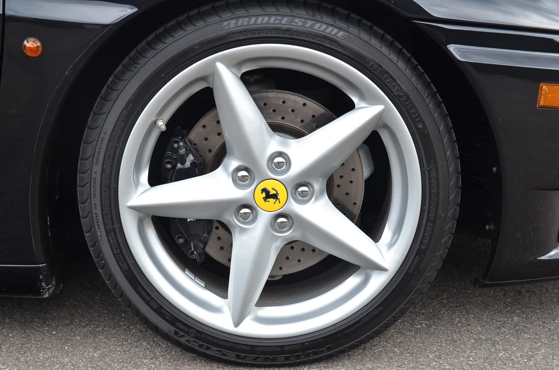 2001 Ferrari 360 Spider - Image 20 of 31