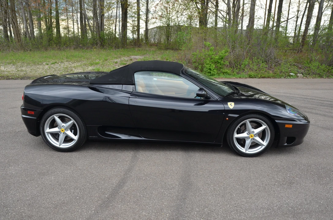 2001 Ferrari 360 Spider - Image 16 of 31