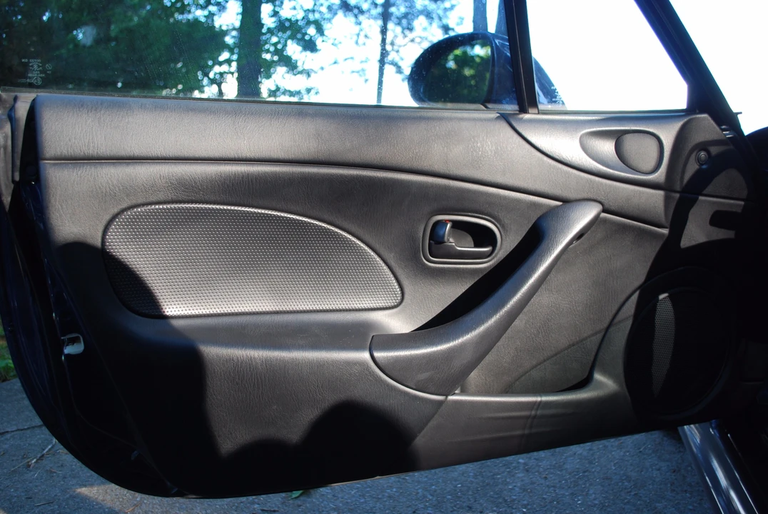 2001 Mazda NB MX-5 Miata - Image 20 of 31