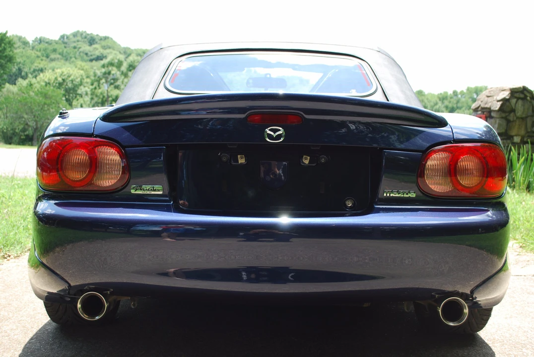 2001 Mazda NB MX-5 Miata - Image 8 of 31