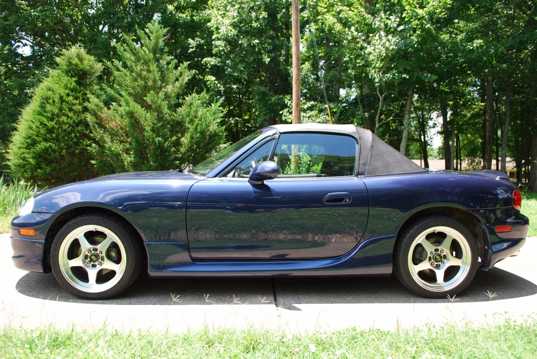 2001 Mazda NB MX-5 Miata - Image 7 of 31