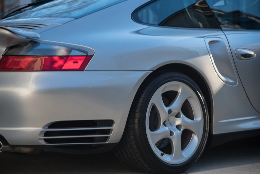 2001 Porsche 996 Turbo - Image 31 of 31