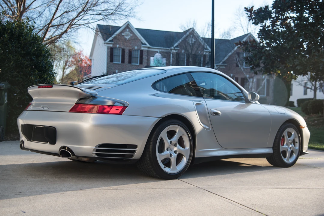 2001 Porsche 996 Turbo - Image 8 of 31