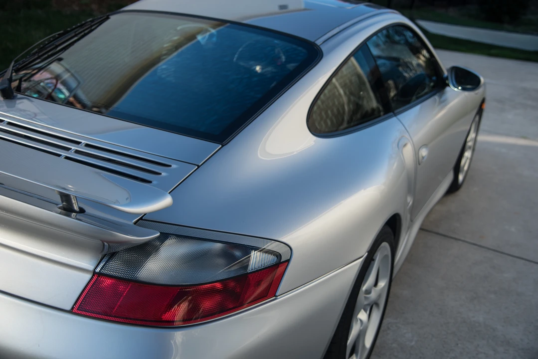 2001 Porsche 996 Turbo - Image 29 of 31