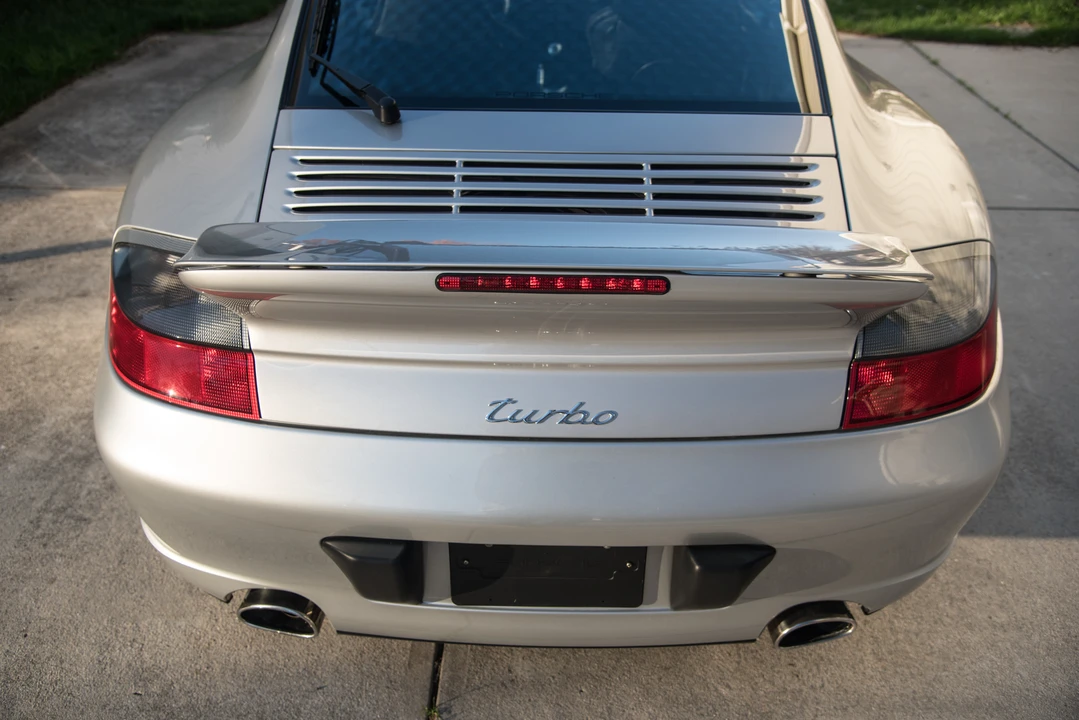 2001 Porsche 996 Turbo - Image 24 of 31