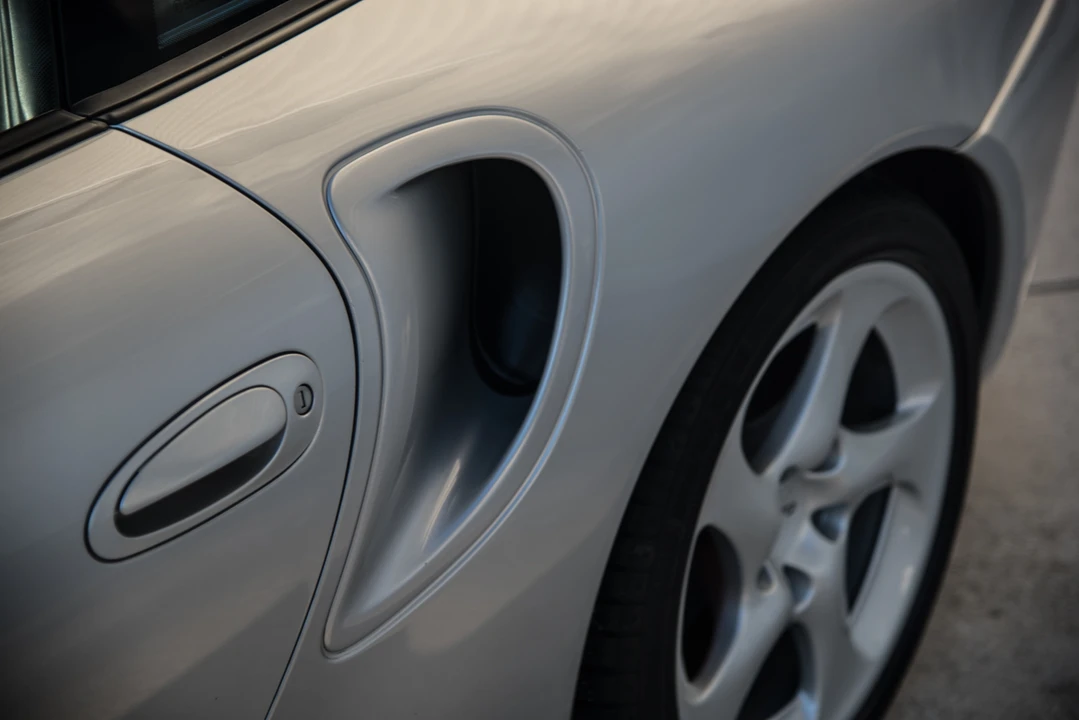 2001 Porsche 996 Turbo - Image 17 of 31