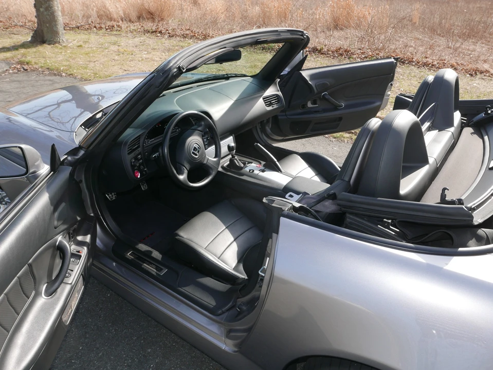 2004 Honda AP2 S2000 - Image 19 of 31