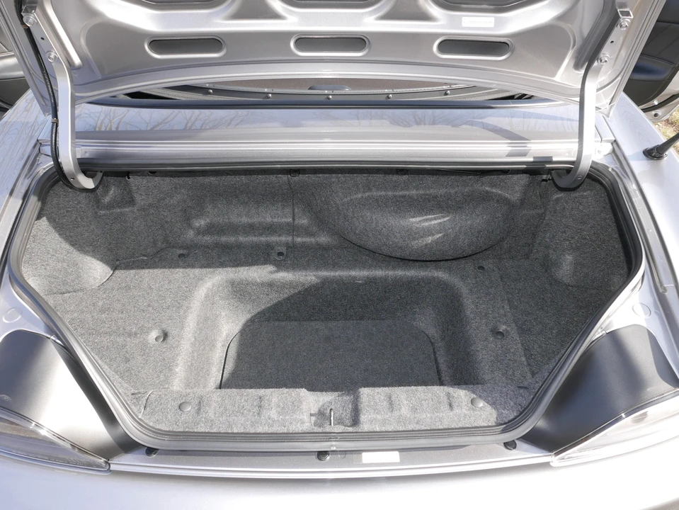 2004 Honda AP2 S2000 - Image 28 of 31
