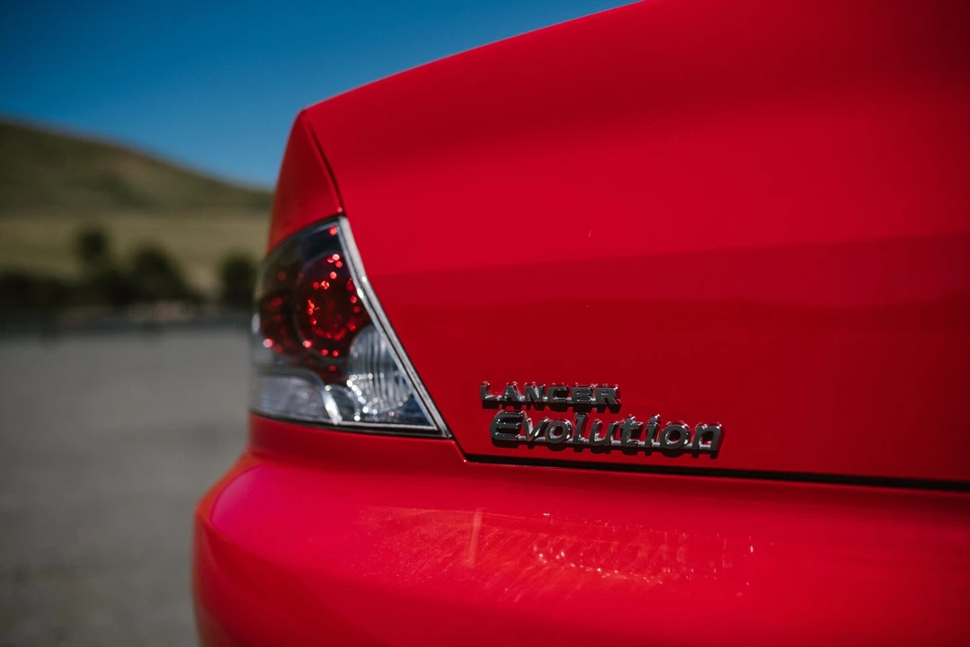 2005 Mitsubishi Lancer Evolution VIII 7th Gen - Image 12 of 31