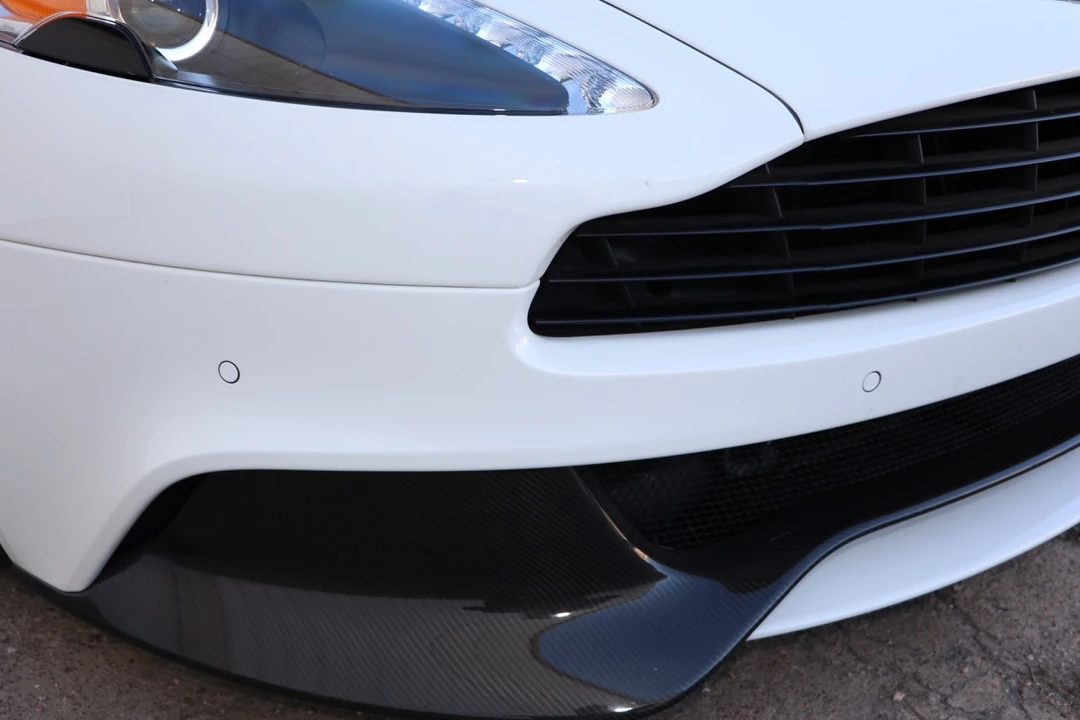 2015 Aston Martin Vanquish 2nd Gen - Image 25 of 31