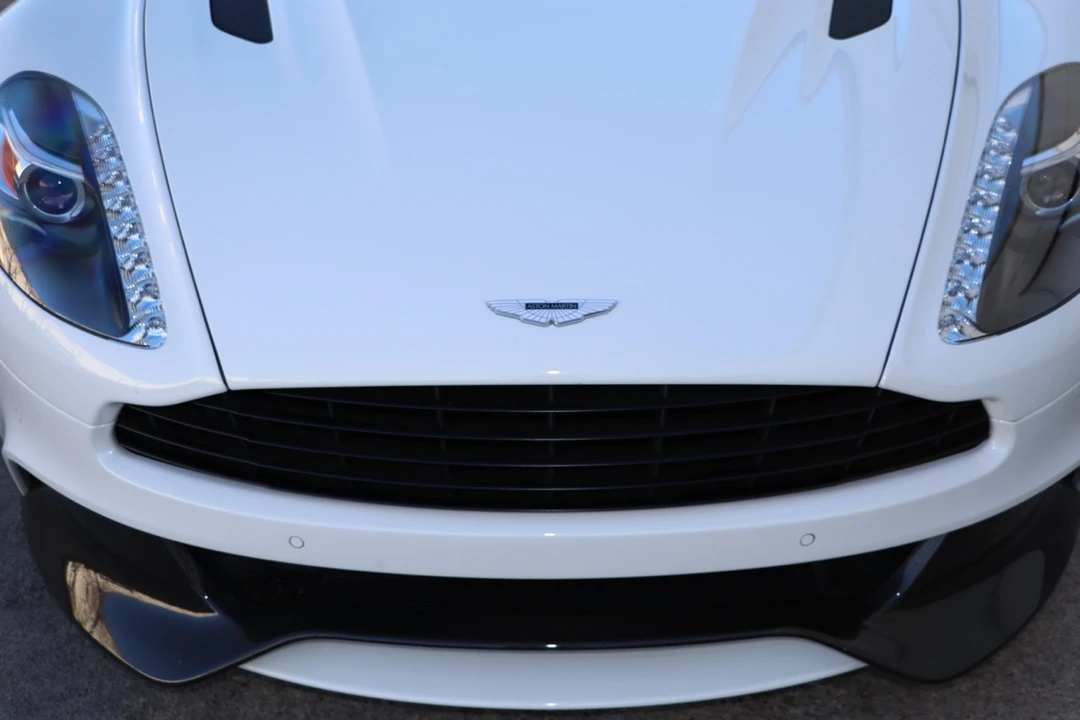 2015 Aston Martin Vanquish 2nd Gen - Image 22 of 31
