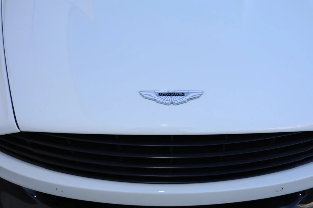 2015 Aston Martin Vanquish 2nd Gen - Image 26 of 31