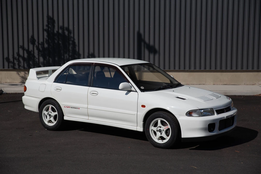 1994 Mitsubishi Lancer Evolution II 5th Gen - Image 16 of 31