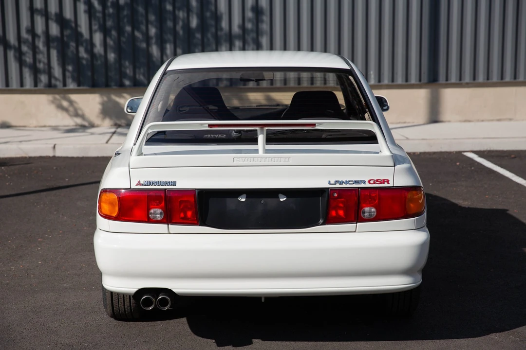 1994 Mitsubishi Lancer Evolution II 5th Gen - Image 10 of 31