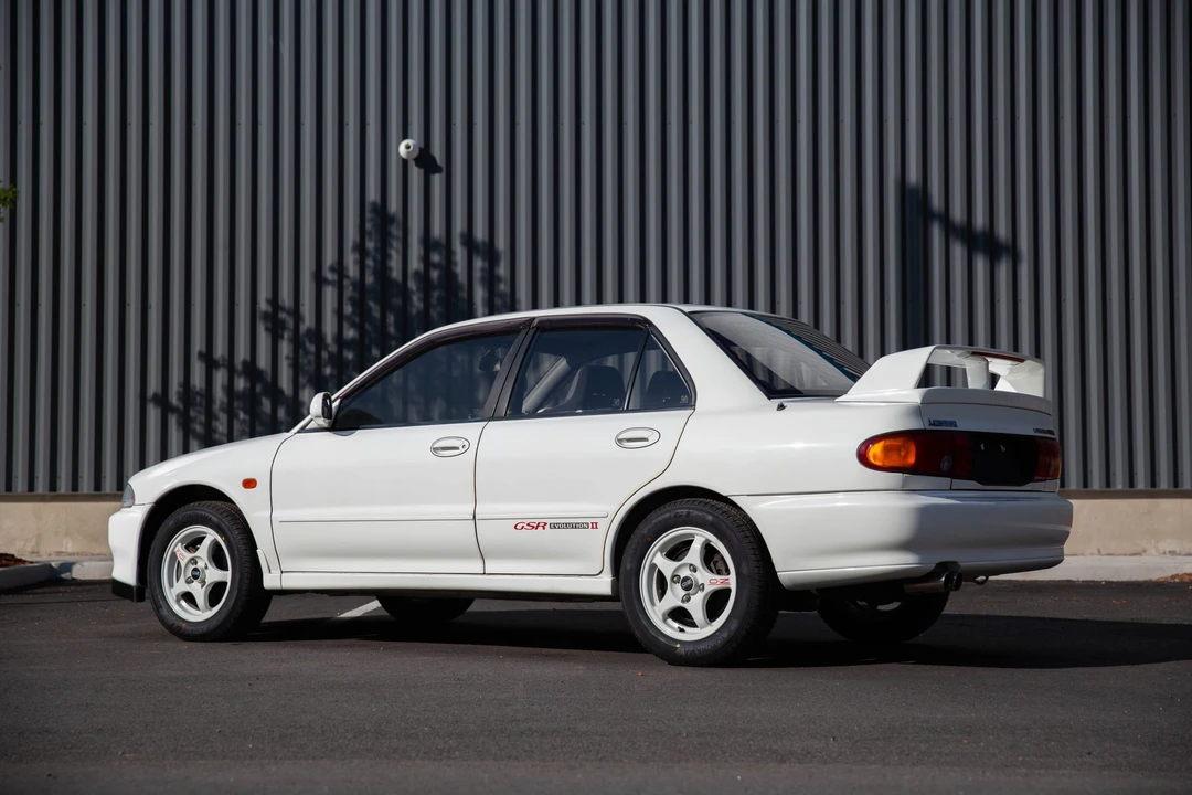 1994 Mitsubishi Lancer Evolution II 5th Gen - Image 8 of 31