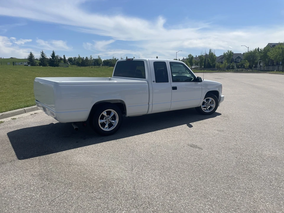 1998 GMC Sierra 1st Gen - Image 9 of 31