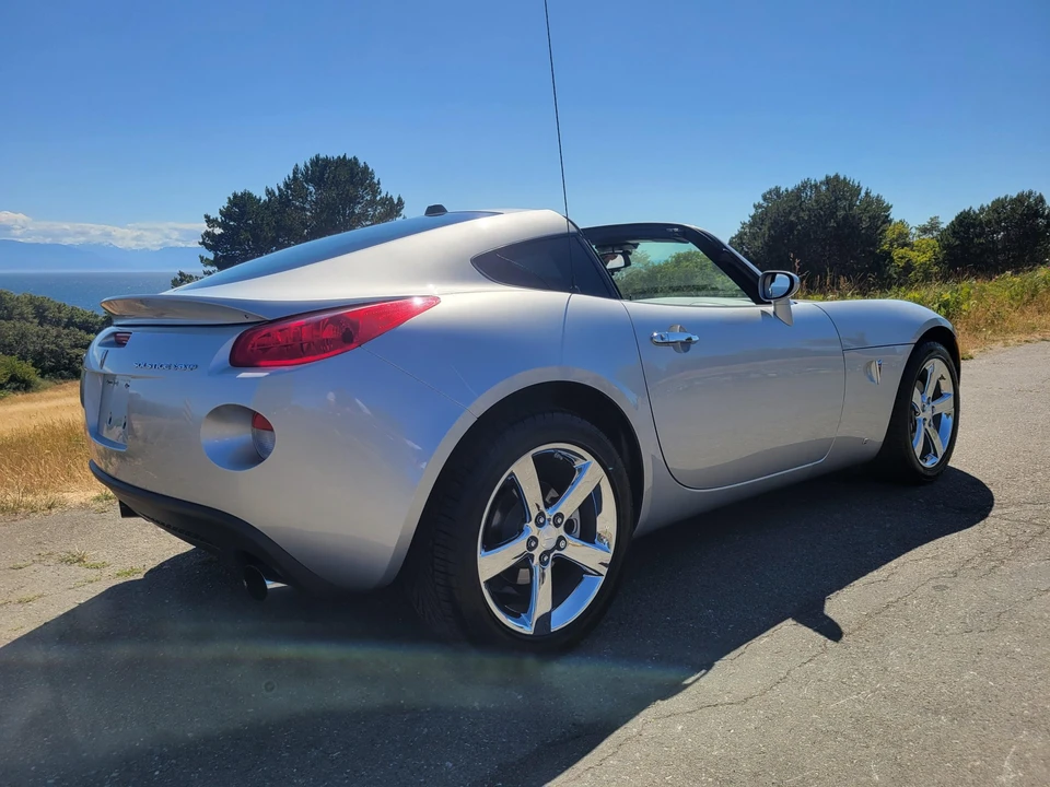2009 Pontiac Solstice GXP - Image 12 of 31