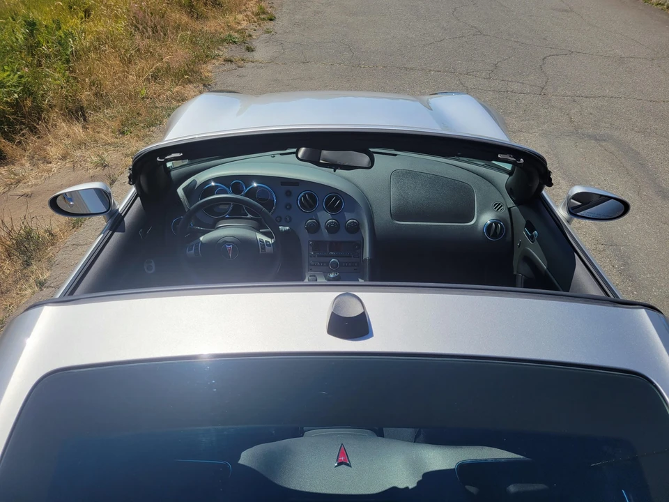 2009 Pontiac Solstice GXP - Image 29 of 31