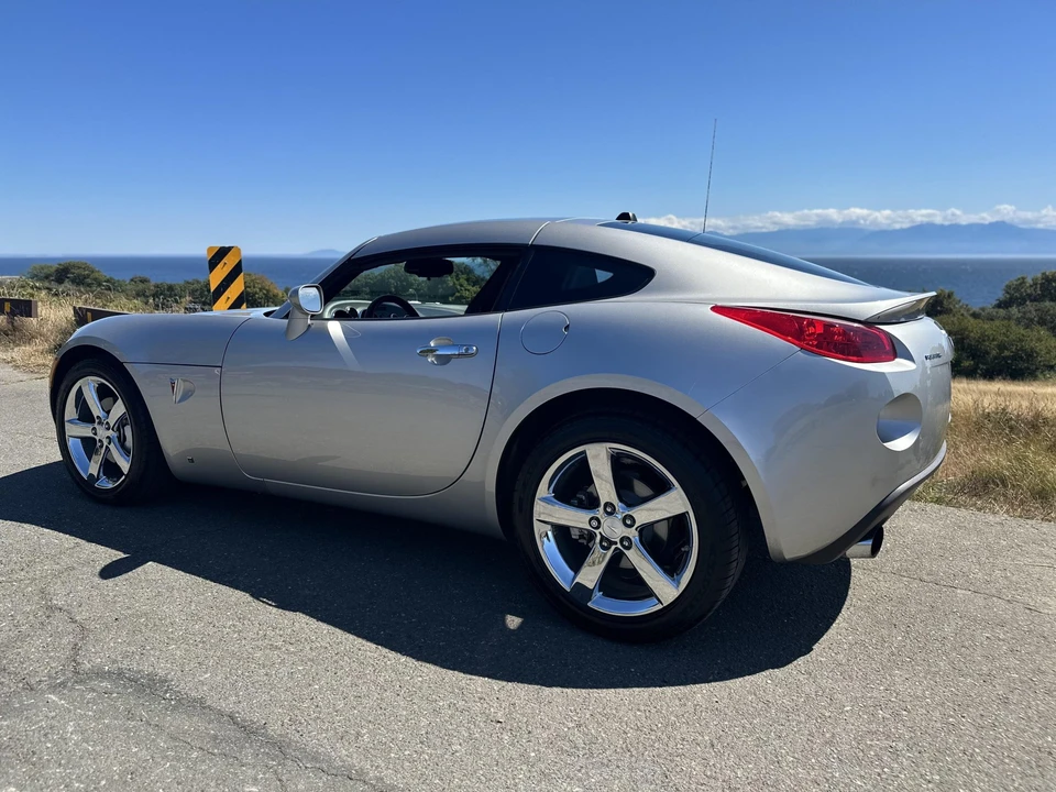 2009 Pontiac Solstice GXP - Image 14 of 31