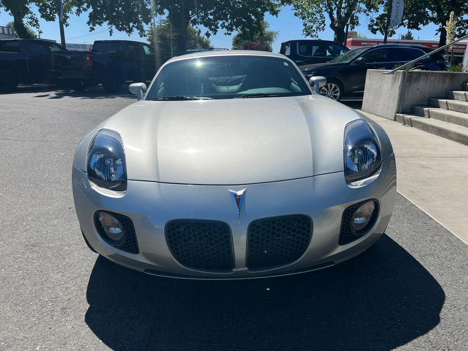 2009 Pontiac Solstice GXP - Image 3 of 31