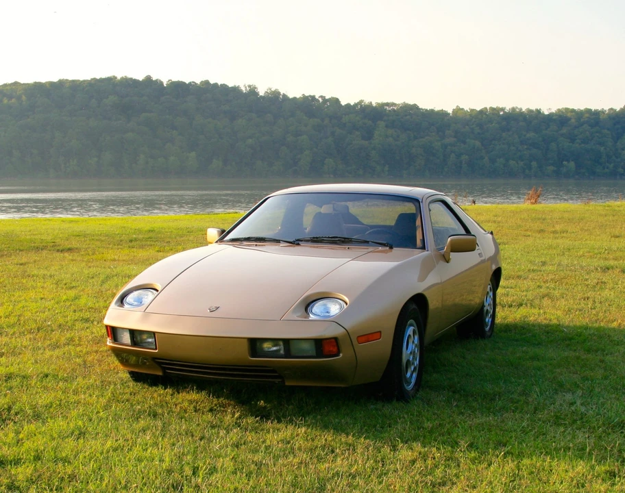 1980 Porsche 928 S - Image 9 of 31