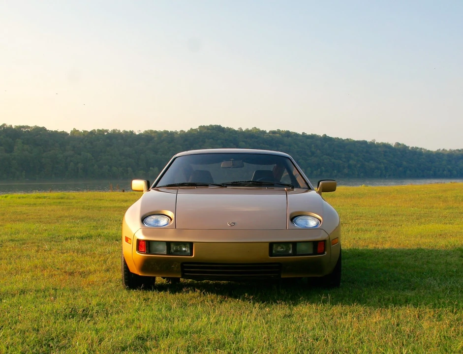 1980 Porsche 928 S - Image 10 of 31
