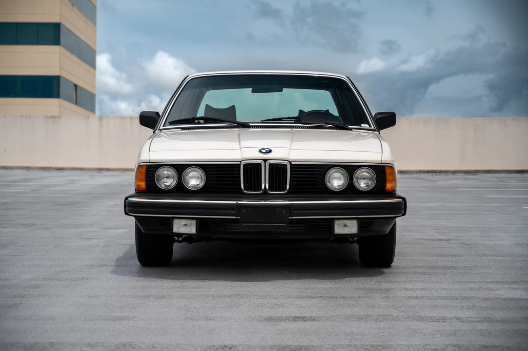 1983 BMW E23 7 Series - Image 12 of 31