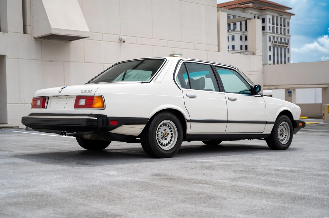 1983 BMW E23 7 Series - Image 28 of 31
