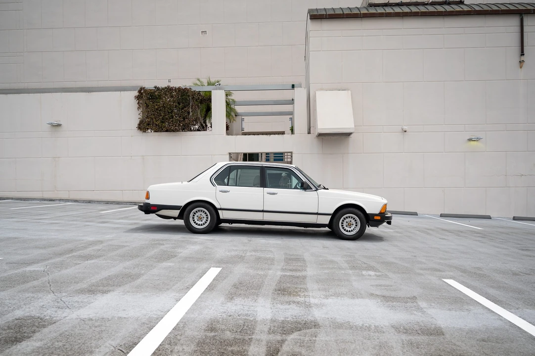 1983 BMW E23 7 Series - Image 29 of 31